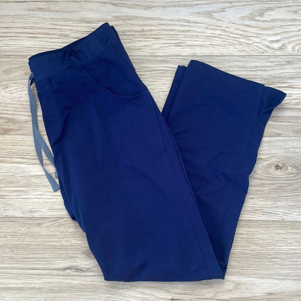 Navy FIGS Kade cargo pants